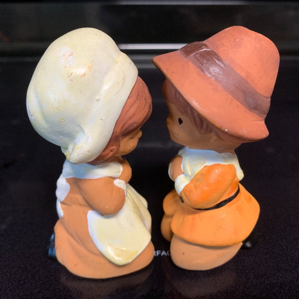 VTG Pair of Terra Cotta Thanksgiving Pilgrims